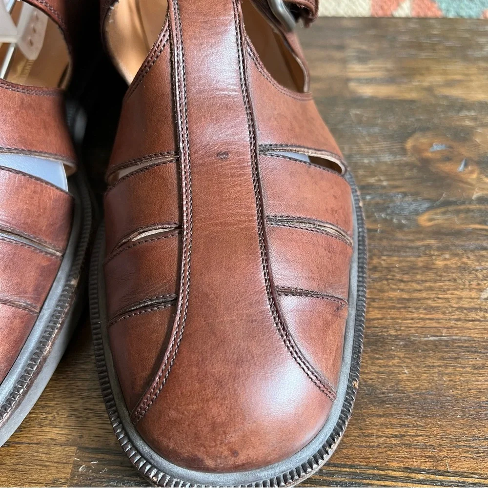 Salvatore Ferragamo Brown Leather Fisherman Sandals 7 2E (US8)